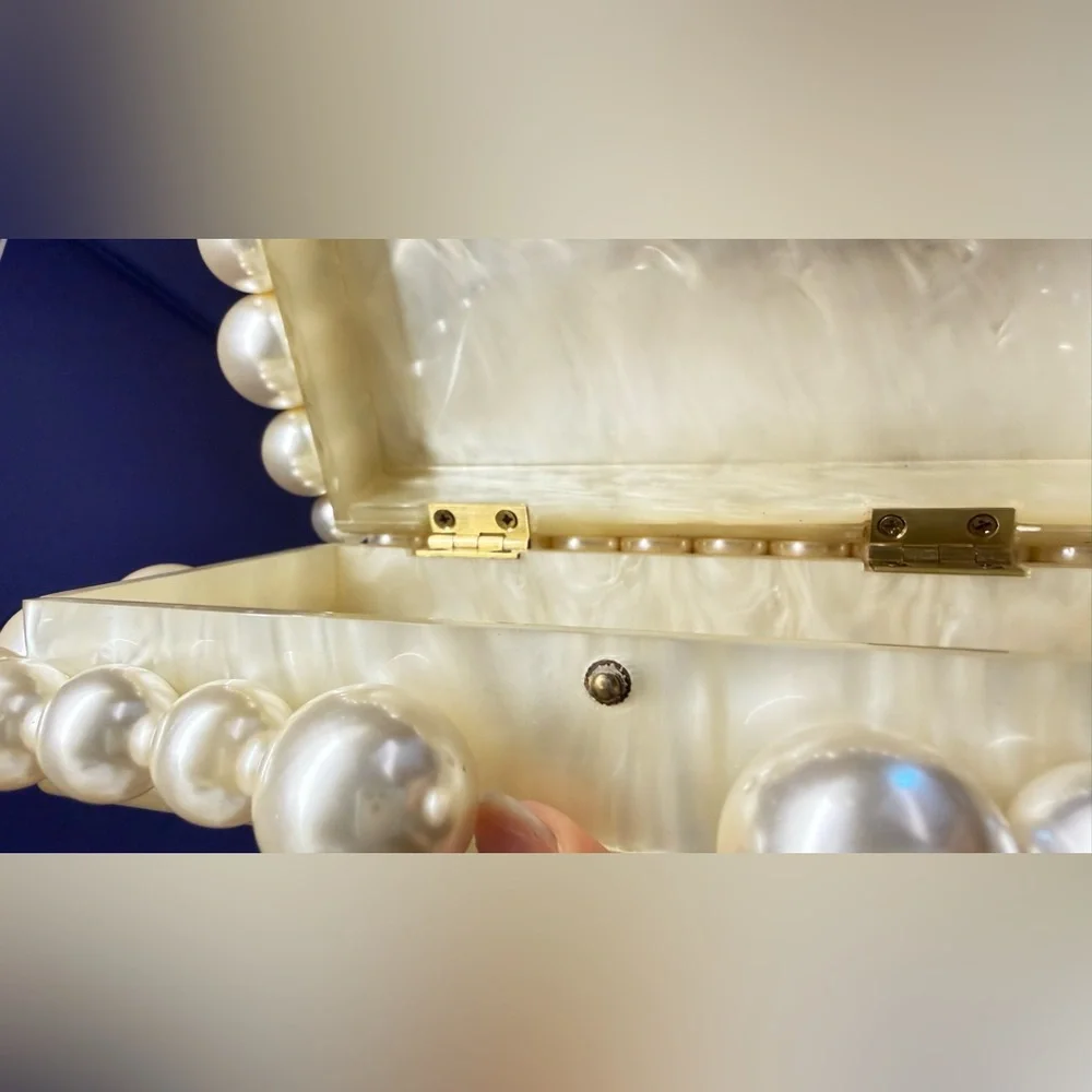 Cult Gaia Eos Pearl Box Clutch - Picture 15 of 16